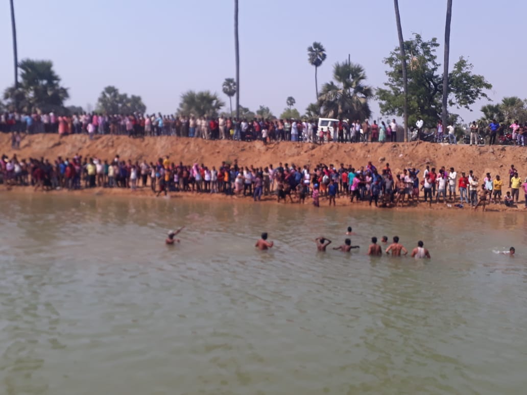 खुशियों के त्यौहार में टुटा गम का पहाड़।नहर में डूबने से पांच लोगों की मौत