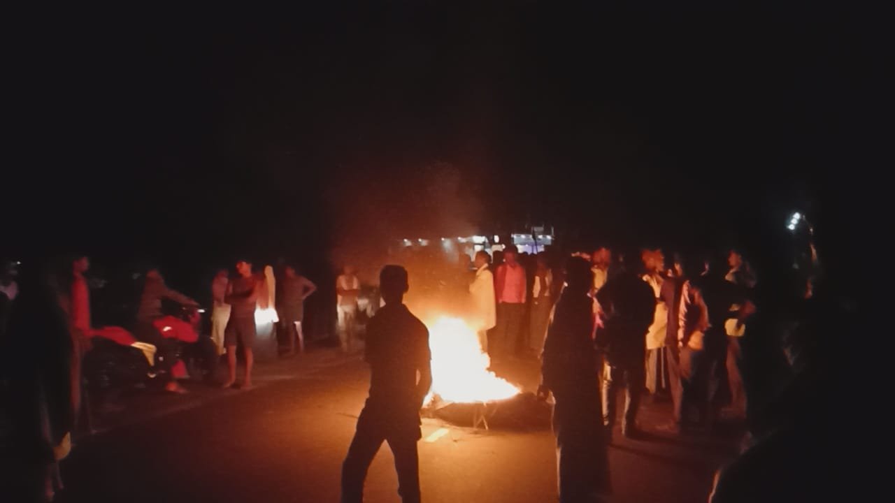 सड़क दुर्घटना में बाइक सवार की मौत,एक घायल।