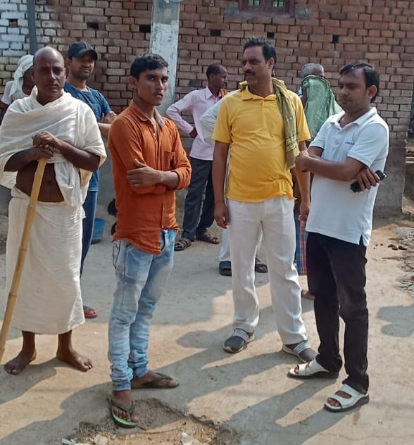 मृतक छात्र के परिजनों से मिल कर दिया सांत्वना