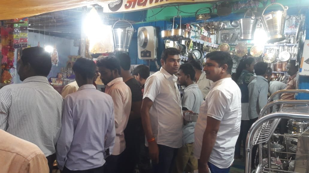 बाजार में धनतेरस की धूम, जमकर हुई खरीदारी