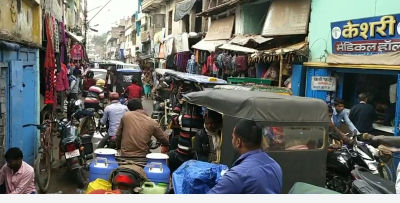 शहर में ई रिक्शा का भरमार,जाम की समस्या ने लिया विकराल रूप