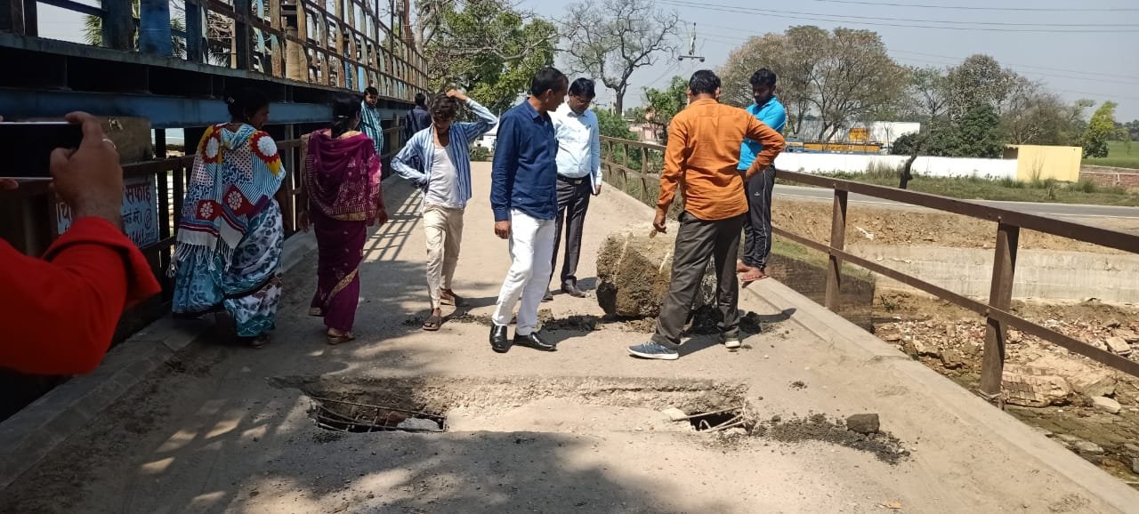 सिपहां पुल पर वाहनों का आवागमन हुआ प्रतिबन्धित, करायी जायेगी मरम्मती