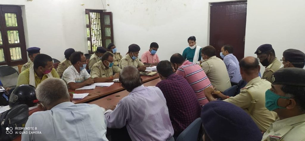 सरल व सहज तरीके से मतदान केंद्रों तक पहुंच सकें मतदाता :एसडीओ