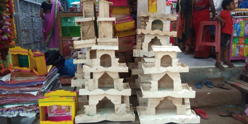 आधुनिकता की मार ऐसी पड़ी कि घरौंदे होने लगे गुम