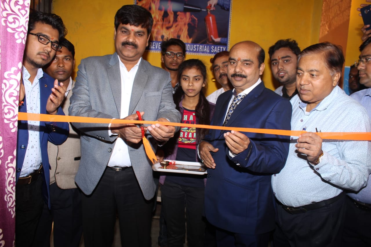 ग्रामीण शिक्षा केन्द का हुआ उद्धघाटन