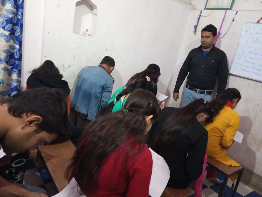 विश्व कंप्यूटर दिवस के मौके पर हुआ सेमिनार का  आयोजन