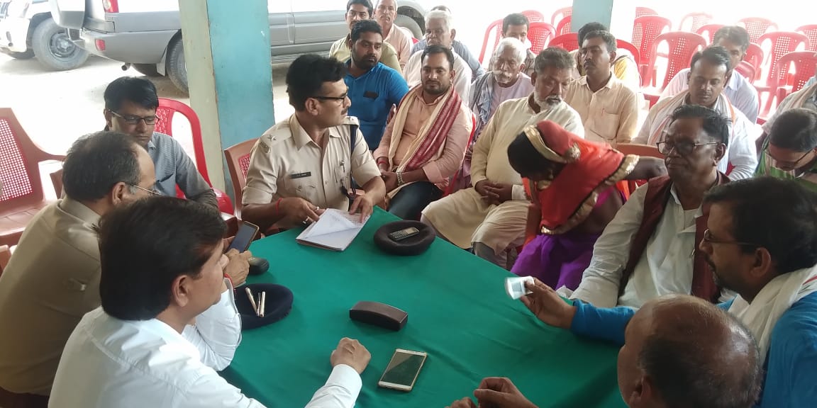 आपसी प्रेम और भाईचारा का त्योहार है, ईद मिल जुलकर मनाएंं