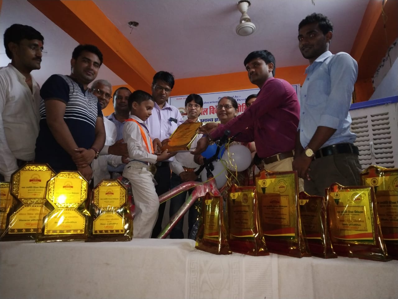 मुश्किलों का डटकर सामना करने वाले होते हैं सफल।