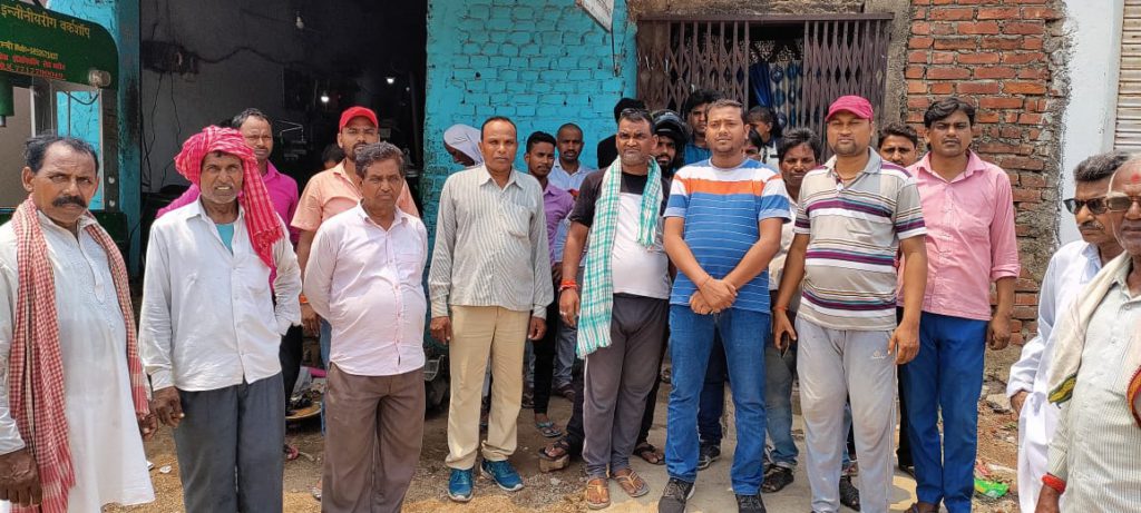 बाइक से कुचलकर 25 वर्षीय युवक की मौत